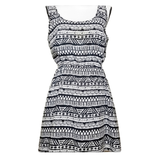 Ambiance Dresses & Skirts - ⭐LAST CHANCE SALE ⭐$5 ⭐AMBIANCE APPAREL SLEEVELESS DRESS